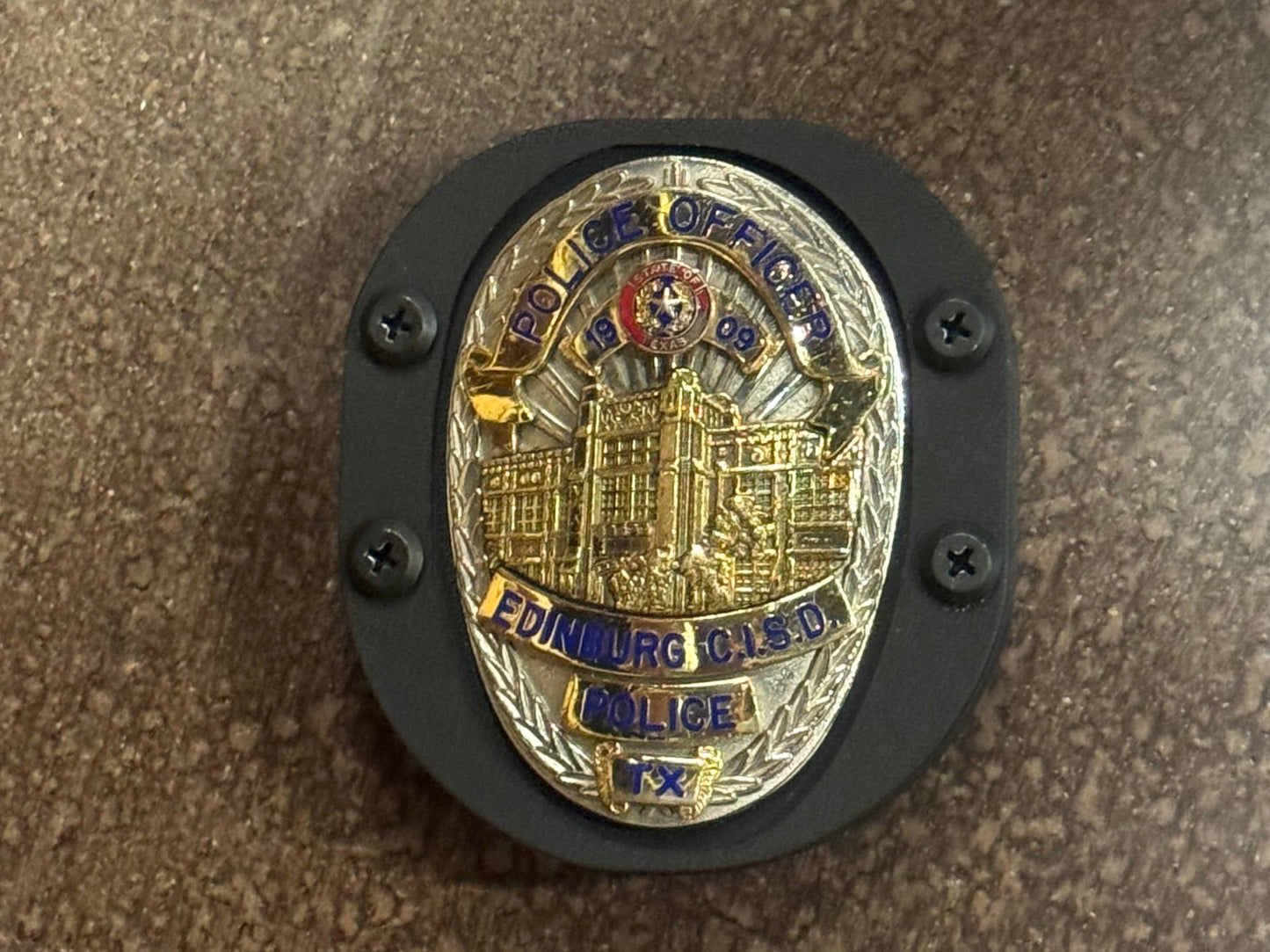 Badge Holder - Oval Shield
